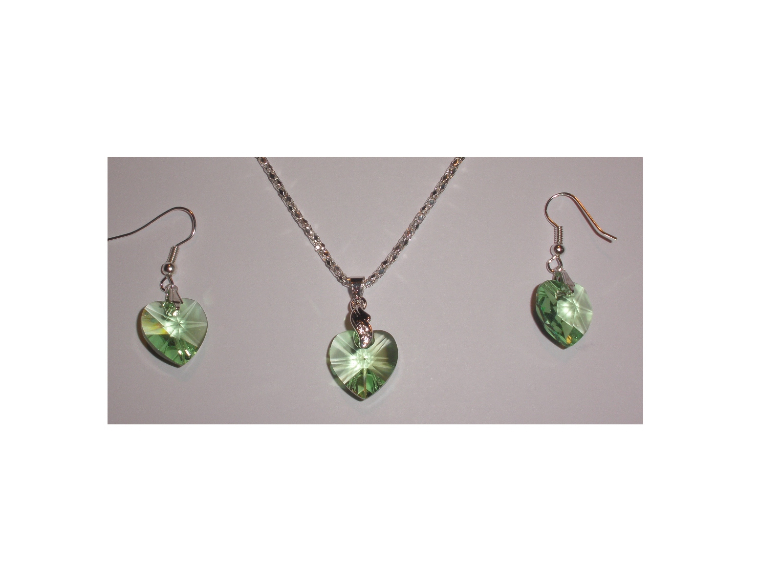 Sada Swarovski Srdce Peridot s bižuterními komponenty (Sw14Sr3)