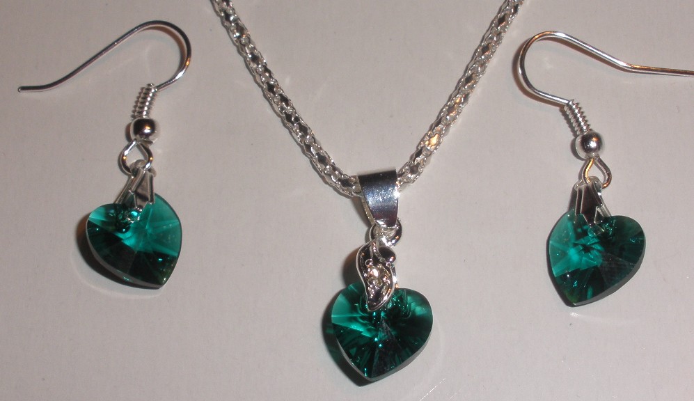 Sada Swarovski Srdce Emerald s bižuterními komponenty (Sw10Sr23)