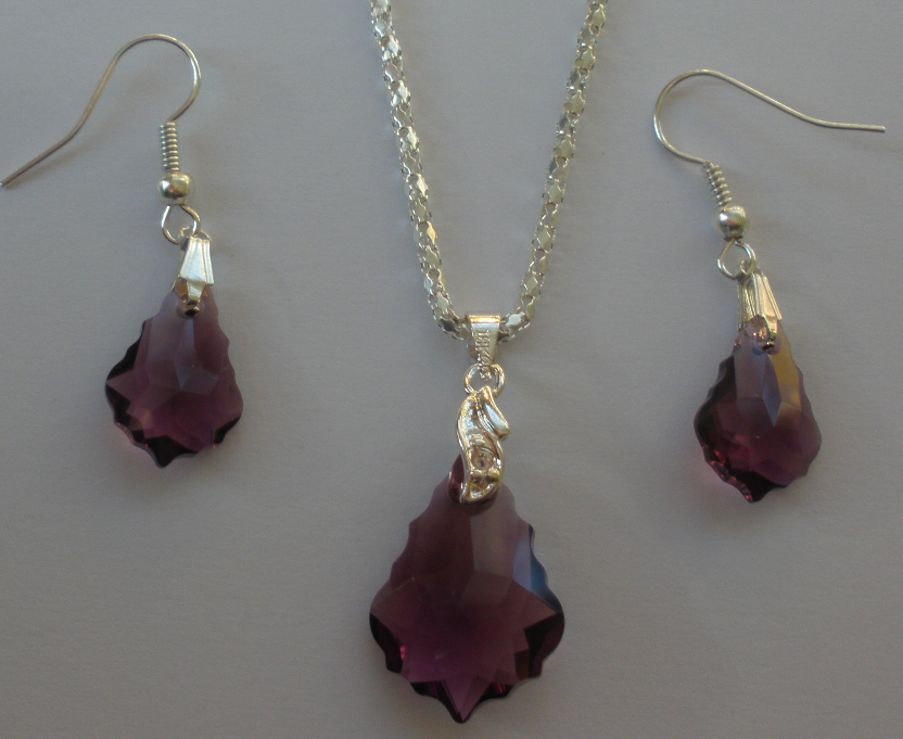 Sada Swarovski Baroko Amethyst s bižuterními komponenty (SwBa4)