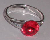 Prstýnek Swarovski Rivoli Light Siam rhodiovaný (SwPr8_22)