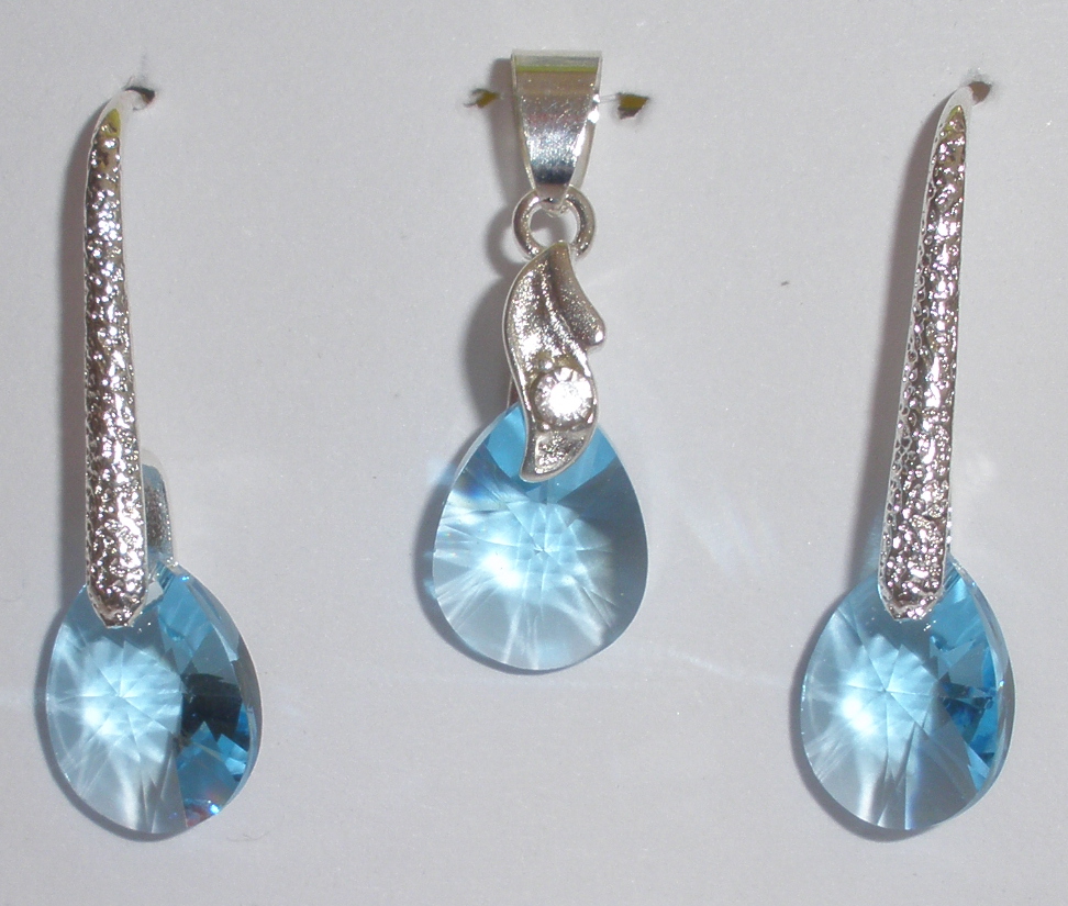 Sada Swarovski Hruštička Aquamarine s bižuterními komponenty (SwHr2)