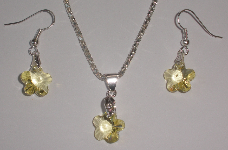 Sada Swarovski Kytička Jonquil s bižuterními komponenty (SwKy12)