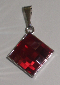 Přívěsek Swarovski Chessboard Light Siam rhodiovaný (PřívChe_22)