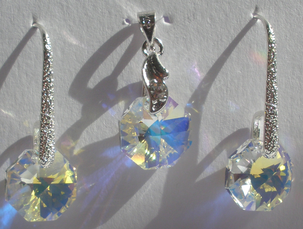 Sada Swarovski Oktagon Crystal AB s bižuterními komponenty (SwOK11)