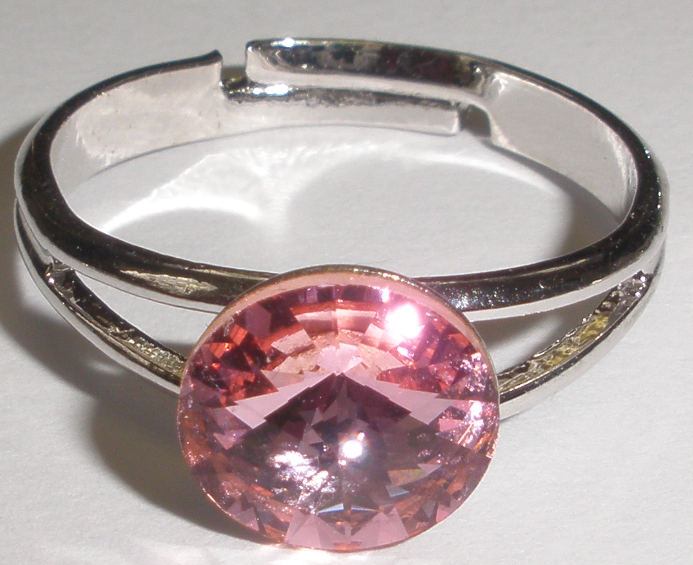 Prstýnek Swarovski Rivoli Light Rose rhodiovaný (SwPr8_19)