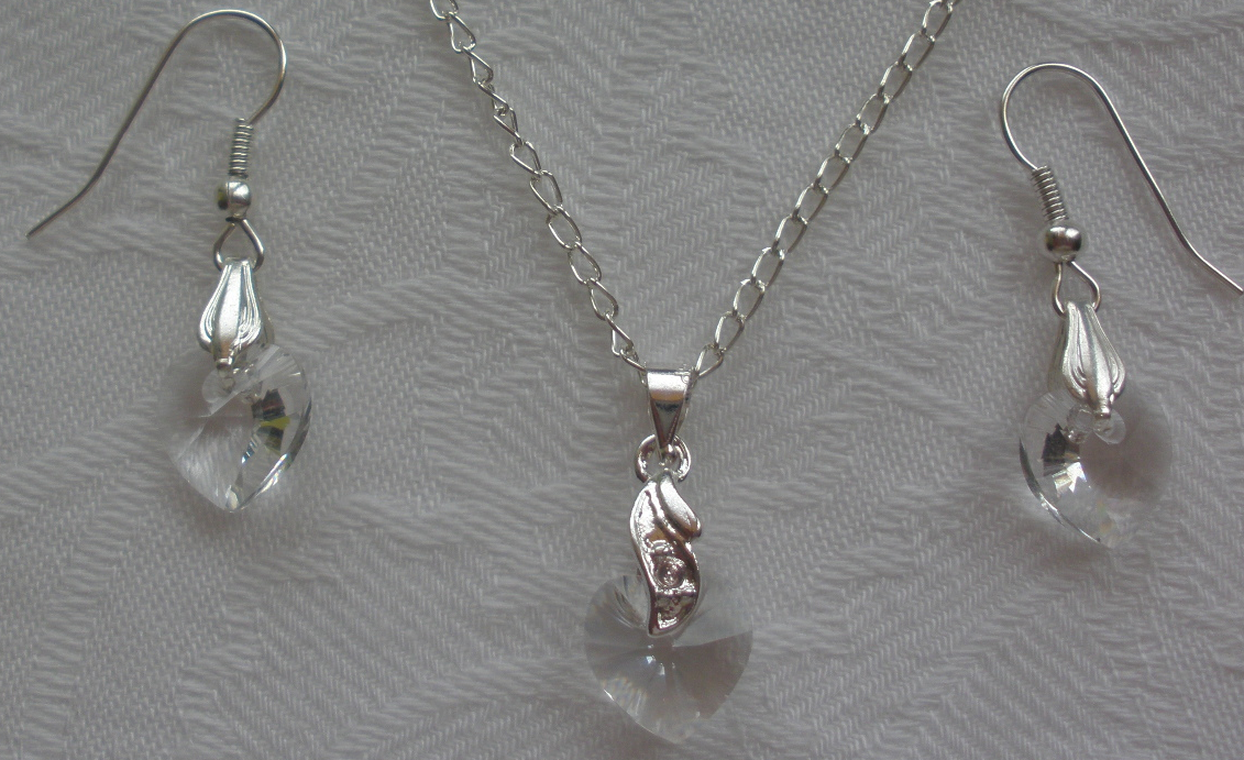 Sada Swarovski Srdce Crystal s bižuterními komponenty (Sw10Sr20)