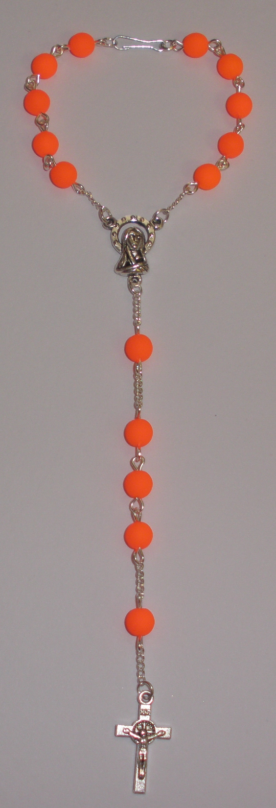 Oranžový Neon Uv-aktivní růženec do auta (RůA80)