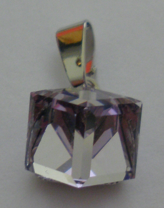 Přívěsek Swarovski Kostička Violet rhodiovaný (PřívKos_27)