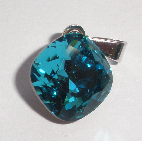 Přívěsek Swarovski Čtvereček Indicolite rhodiovaný (ČtvPr_81)