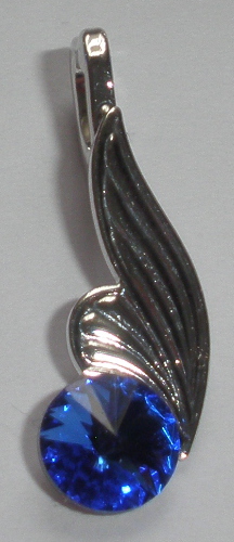 Přívěsek Swarovski Křídlo s Rivoli Sapphire rhodiovaný (SwPrKri_37)