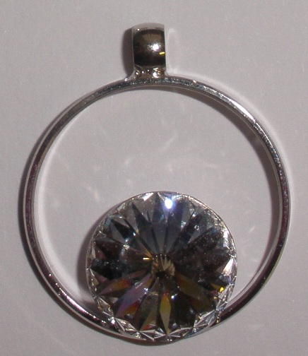 Kruhový rhodiovaný přívěsek s 1 Rivoli 14 mm Crystal, (Sw1KrP14_1)