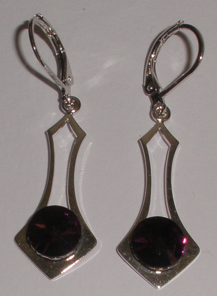 Protáhlé náušnice se Swarovski Rivoli Amethyst rhodiované (Sw1PrN8_24)
