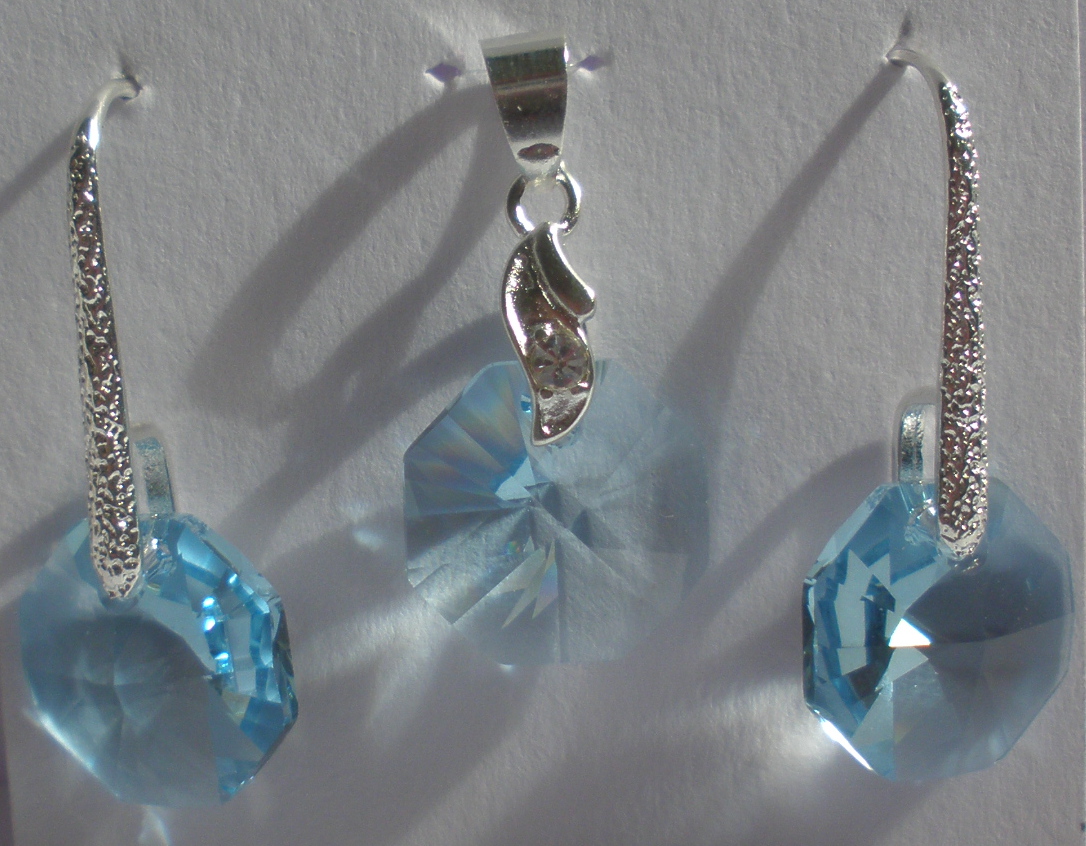 Sada Swarovski Oktagon Aquamarine s bižuterními komponenty (SwOK6)