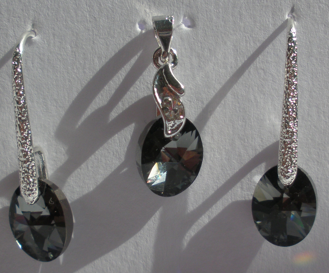 Sada Swarovski Ovál Silver Night AB s bižuterními komponenty (SwOv2)