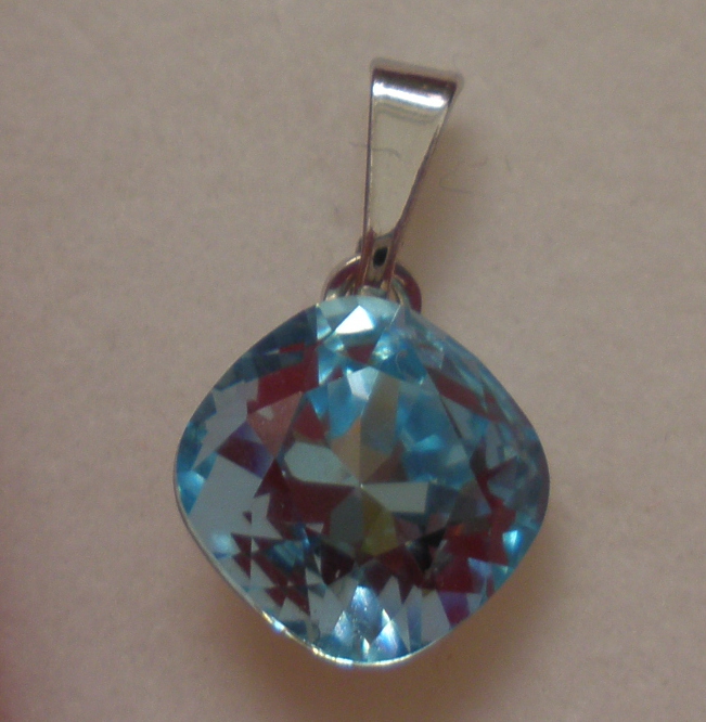 Přívěsek Swarovski Čtvereček Aquamarine rhodiovaný (ČtvPr_39)